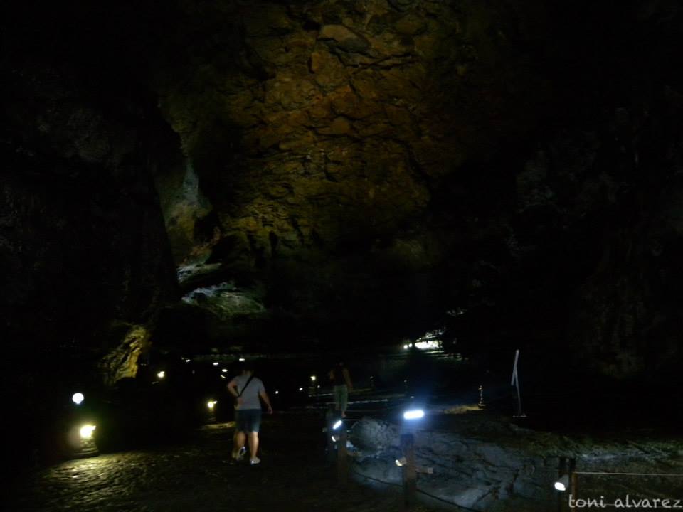 manjanggul cave