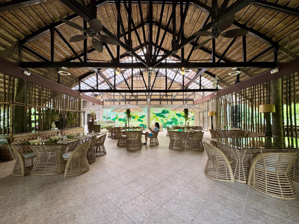 Club Agutaya's Café Lily